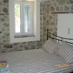 Ξενοδοχείο με διαμερίσματα Sofia 3*